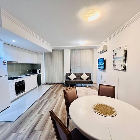 Apartment In Turrella Сидни Екстериор снимка