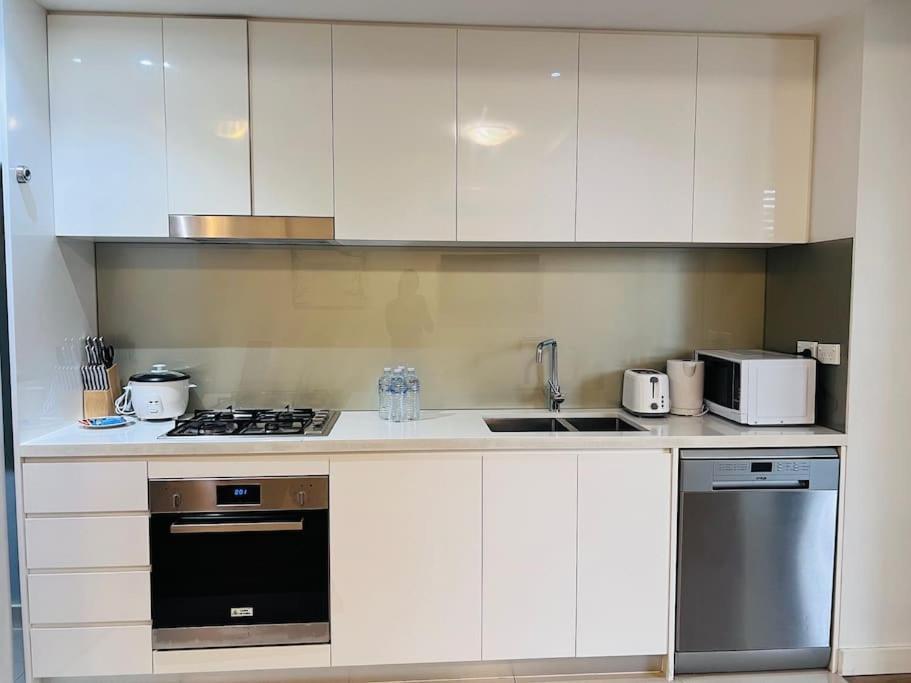 Apartment In Turrella Сидни Екстериор снимка